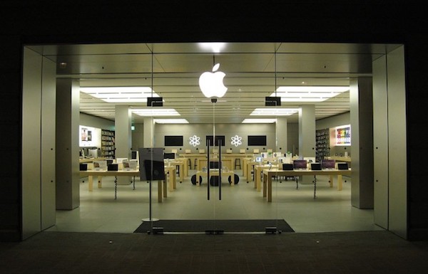 苹果新专利通过：折叠iPhone、MacBook Pro都在准备中