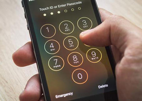 外媒：美国警察可解锁所有iPhone 此前对公众说谎