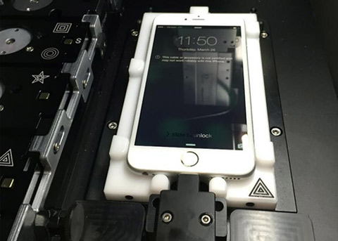 原来苹果零售店就是用这个机器来维修iPhone的