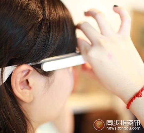 Google Glass 型到不需要朋友！