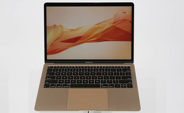苹果：新款 MacBook Air 电池可以独立更换
