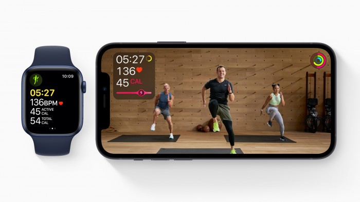 apple_fitness-plus-launch_applewatch-iphone12_12082020[1].jpg