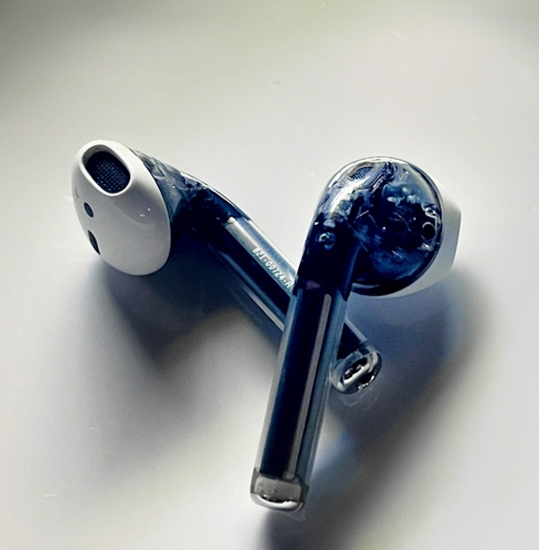苹果透明AirPods初代耳机/29W充电器原型曝光