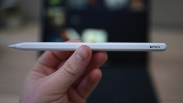新专利显示苹果研究让Apple Pencil取代Touch Bar