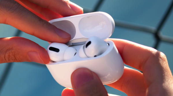  消息称苹果AirPods Pro充电盒将换用USB-C接口